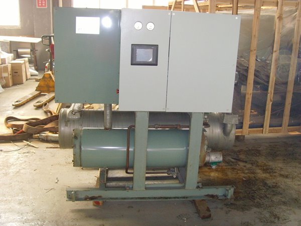 南头镇酒店中央空调不停机清洗方法介绍